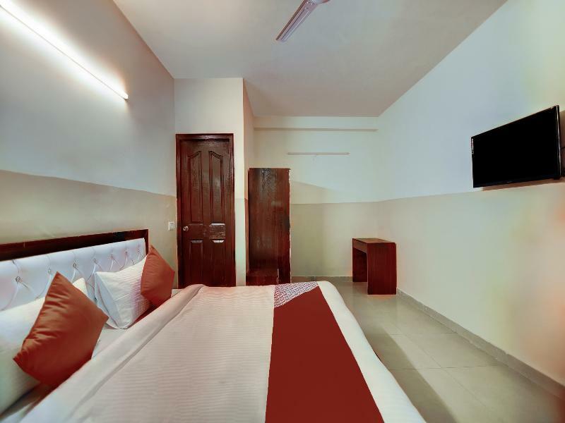 Oyo 28461 Royal Stay Inn Delhi  Exterior photo